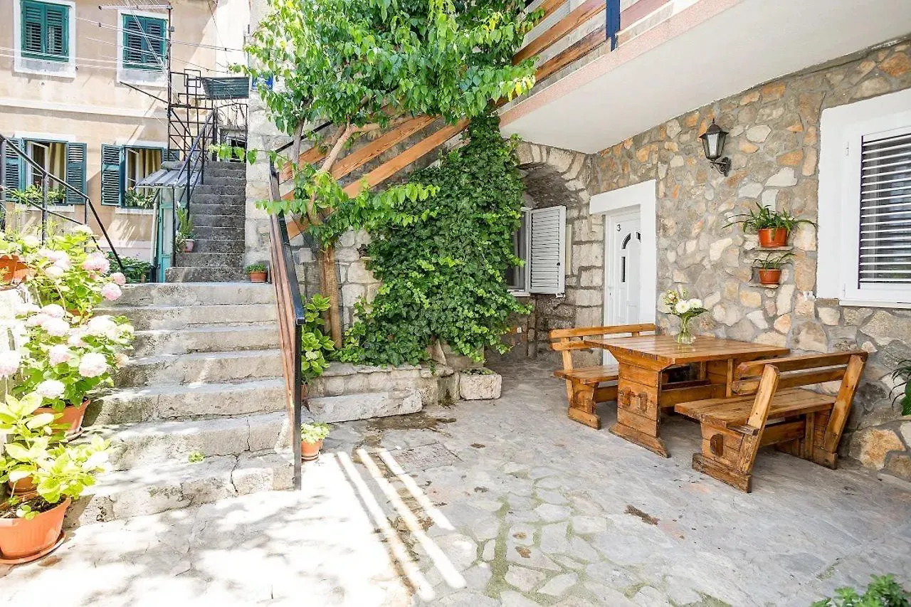 Apartment Sara Split